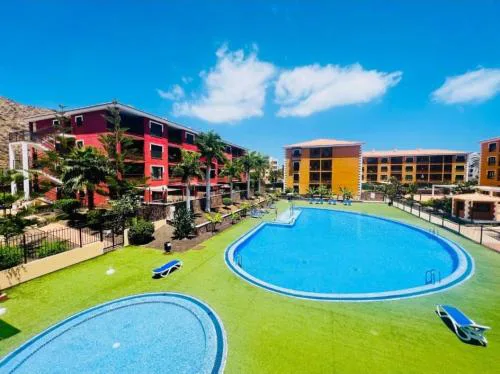 PALM-MAR Paradise with pools and AC