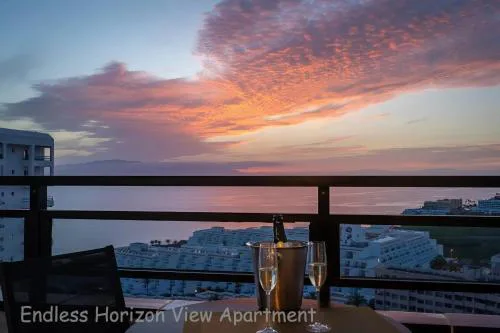 Endless Horizon View Apartment - FREE PRIVATE Parking Including & Guest BONUS