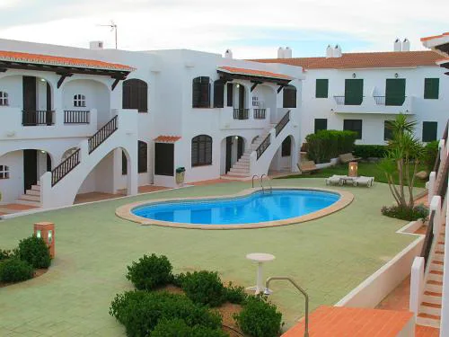 Apartamento ES VENTS a 2 minutos de la playa de Arenal de Son Saura caminando