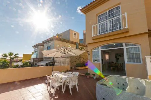 Casa Acoran with Jacuzzi