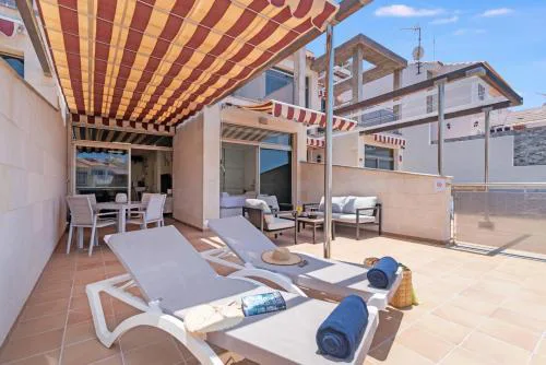 Cozy 2BR Retreat With Big Terrace, Peaceful Stay Minutes Away From the Beach