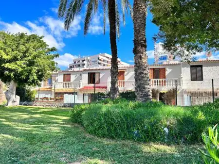 Bungalow Troya Beach