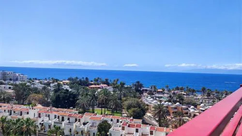 Sea Views - Pool - Top Location - Free Parking