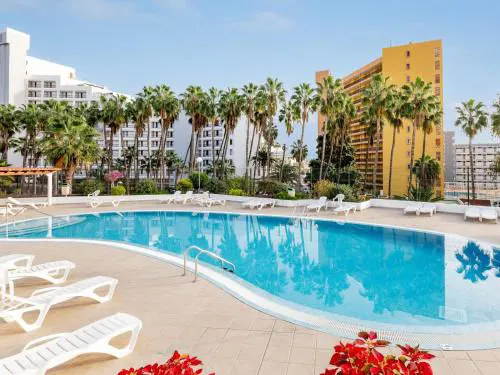1J. Cozy Las Flores with Pool