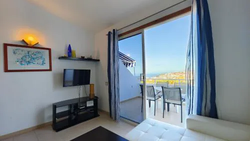 Apartment Malibu Park with Ocean view