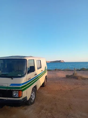 canary van for drive, near to TFS Mercedes MB