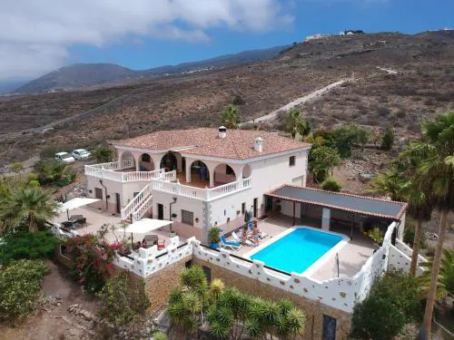 CASANTILVIA heated pool paradise