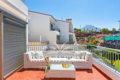 Family Home in Luxury Complex in La Caleta MG5