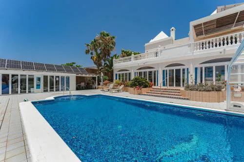 Gorgeous Golf Villa