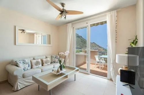 Gran View Apartment Sea Wiew, WiFi,Garage, Car rental