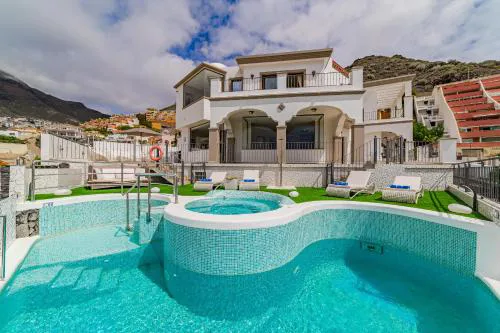 LuxuryVilla HeatedPool CostaAdeje PanoramicSeaView