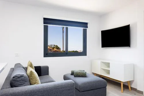 Minimalist Home La Pecera