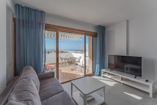 Ocean view apartments in Park Royal I