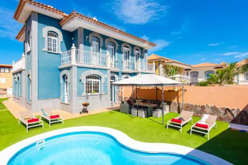 VILLA MELYNA Private Heated Pool