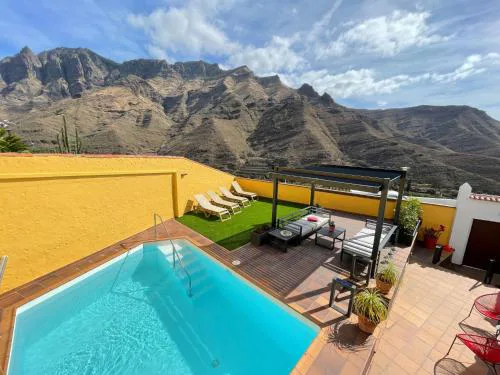 Holiday Home Haus mit beheiztem Schwimmbad- Berg- und Meerbli by Interhome