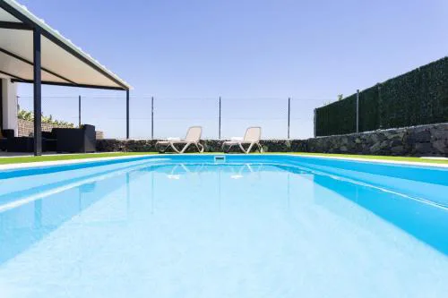 Finca Vinco II with heated pool