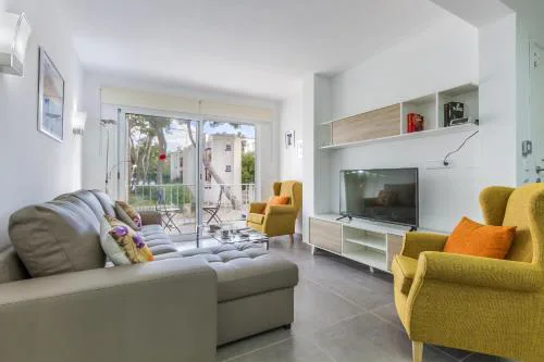 Apartment Assimetric - Only 100m to Beach