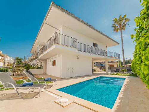 Holiday Home Gambaner by Interhome