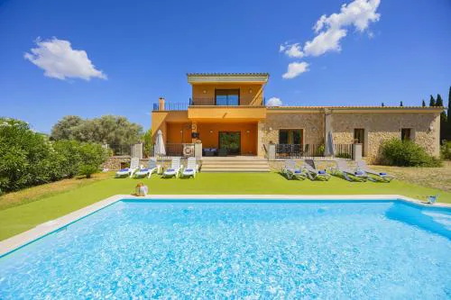 Villa Es Garrover
