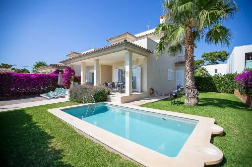 Villa marisa ii