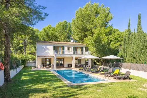 Villa moderna, a solo 2 min a pie de la playa