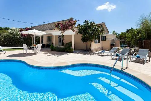 Villa Rosales