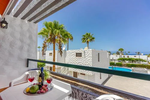 apartment APART AMERICA - 150 meters from the beach, free Wi-Fi