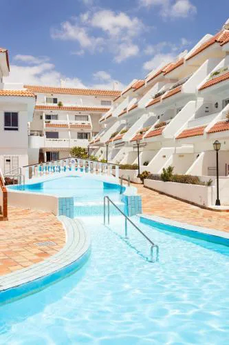 Home2Book Radiant Apt, Pool & Terrace Las Américas