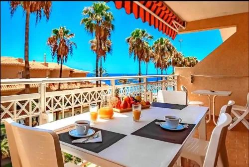 Magnificent beachfront apartment