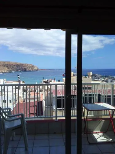 Modern studio with sea view in Arona 50 m² chic retreat