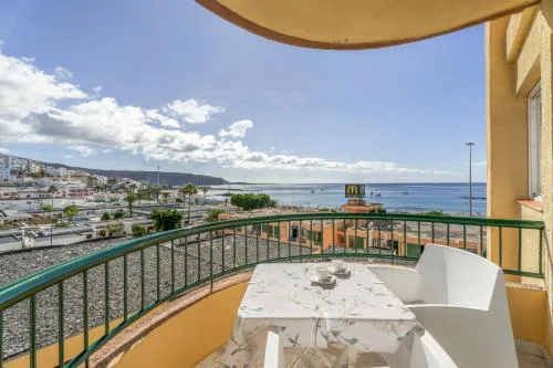 Sunshine Apartment Sea