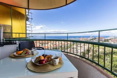 Torres Del Sol 14th Floor Sea View Appartement Arona