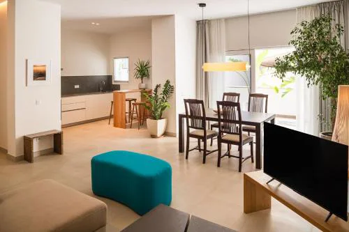 Mar - Panasco Suites