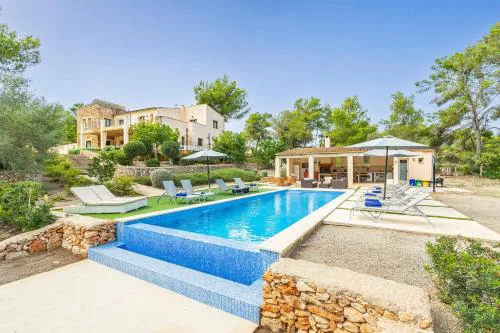 Villa Pins