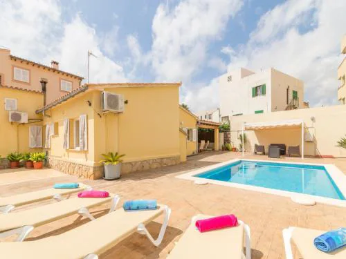 Holiday Home Bona Mar with Pool