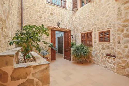 Hostal CAN GALLU