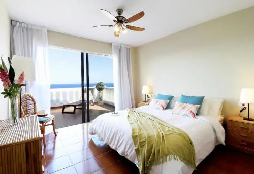 Apartamento con terraza vistas al mar