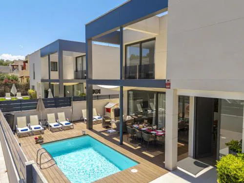 Villa Jade II