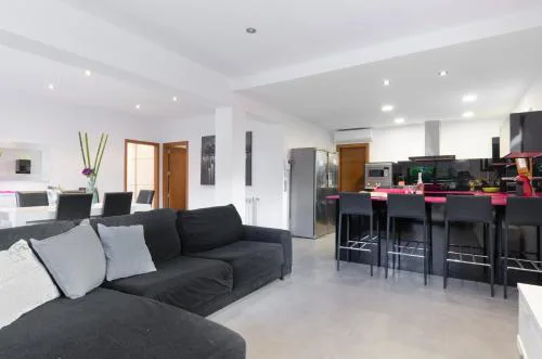 YourHouse Es Cardinal