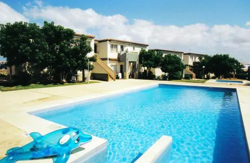 TRANQUILO APARTAMENTO con preciosa cala en la puerta