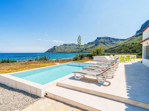 Holiday Home Xoroi by Interhome