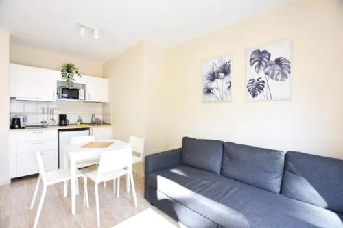 Book Jet - Arena Apartment Pool & WIFI alisios