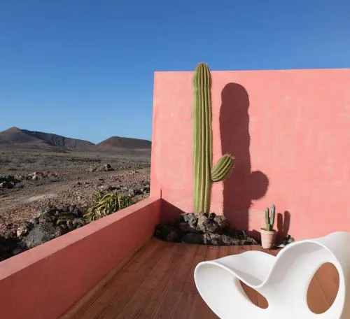 Casa Calderon Hondo, top design, views and poll Lajares Corralejo