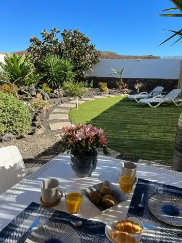 Corralejo Tender Suite