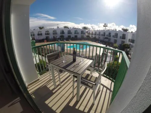 Cozy apartment with pool view
