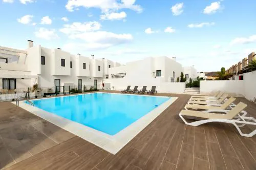 Fuerte Vibes Guest House In Corralejo