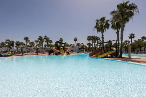 Home2Book Modern Apt with Pool in Corralejo Oasis