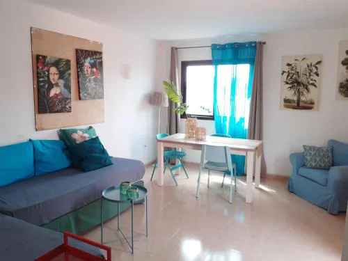 Oasis Waves House