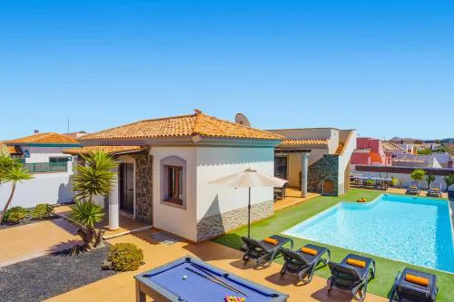 Villa Maca by Villa Plus