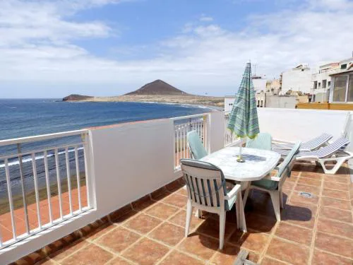 Apartment Penthouse Playa Medano by Interhome